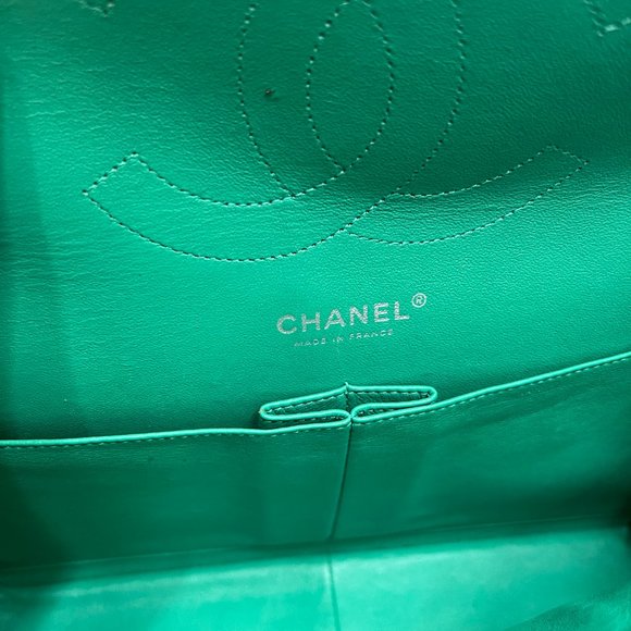 Chanel Patent leather flap bag - Picture 10 of 10